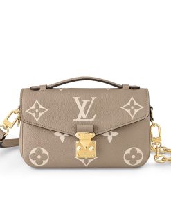 Louis Vuitton Pochette Métis East West Bag Gray Cream 21Cm M23081
