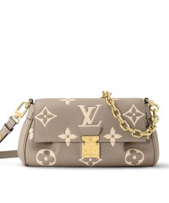 Alternative view of Louis Vuitton Favorite Bicolor Monogram Beige 24Cm M45836