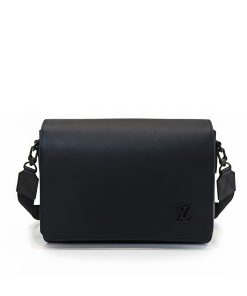 Louis Vuitton Takeoff Messenger PM Black 22Cm M24769