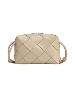 Bottega Veneta Small Cassette Camera Bag Mxn 52 400 Porridge 18Cm 709417Vcqc29776