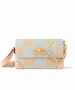 Alternative view of Louis Vuitton Steamer Wearable Wallet White 18Cm N40674