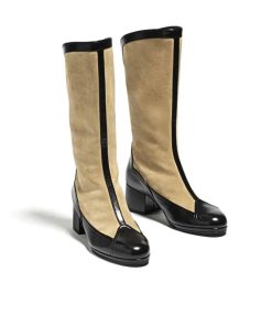 Alternative view of Chanel Métiers Dart High Boots Beige And Black G46591 B21103 U2030