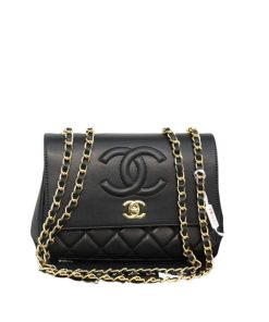 Chanel Vintage Flap Bag Black 22Cm